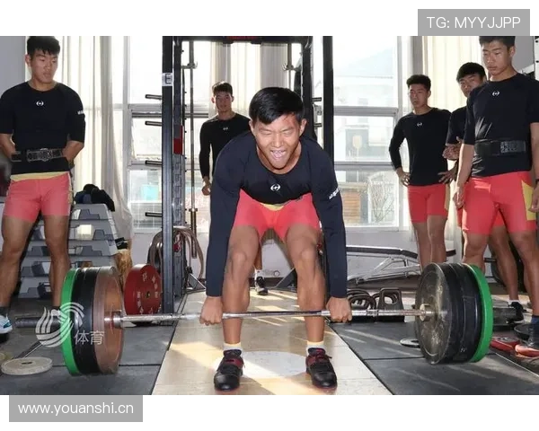 梁伟铿这日常简直不像顶级运动员，谁告诉我他就靠体能活着的？